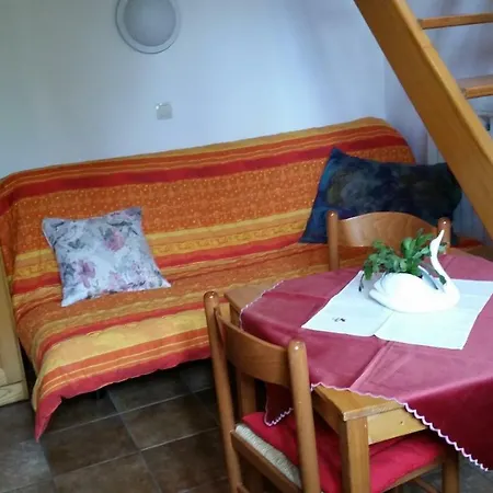 דירה Apartmaji Stari Kovac *