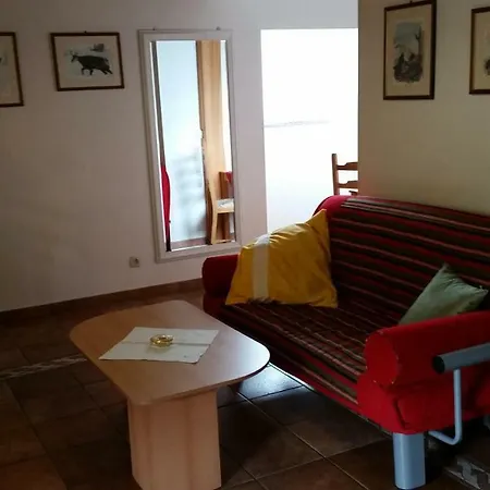 Apartmaji Stari Kovac * Бовец