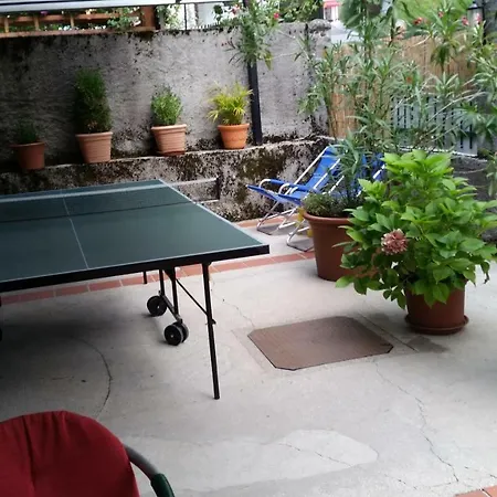 Apartmaji Stari Kovac Бовец
