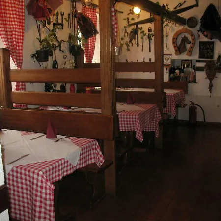 Apartmaji Stari Kovac דירה