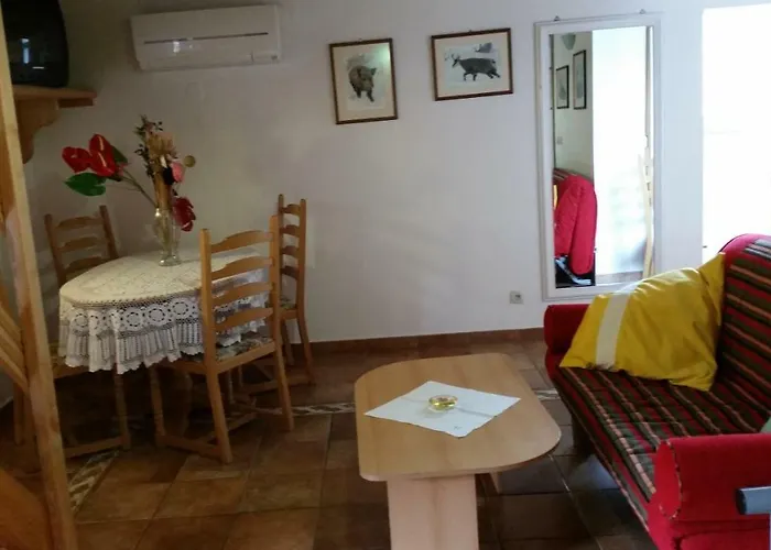 Apartmaji Stari Kovac