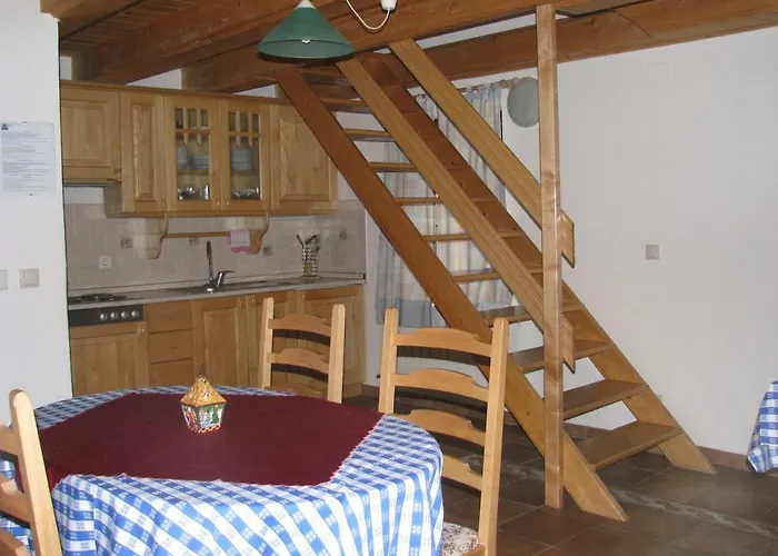 Apartmaji Stari Kovac *